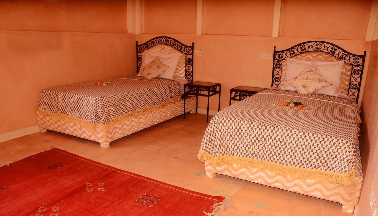 Hotel Latifa House Sbiti Exterior foto