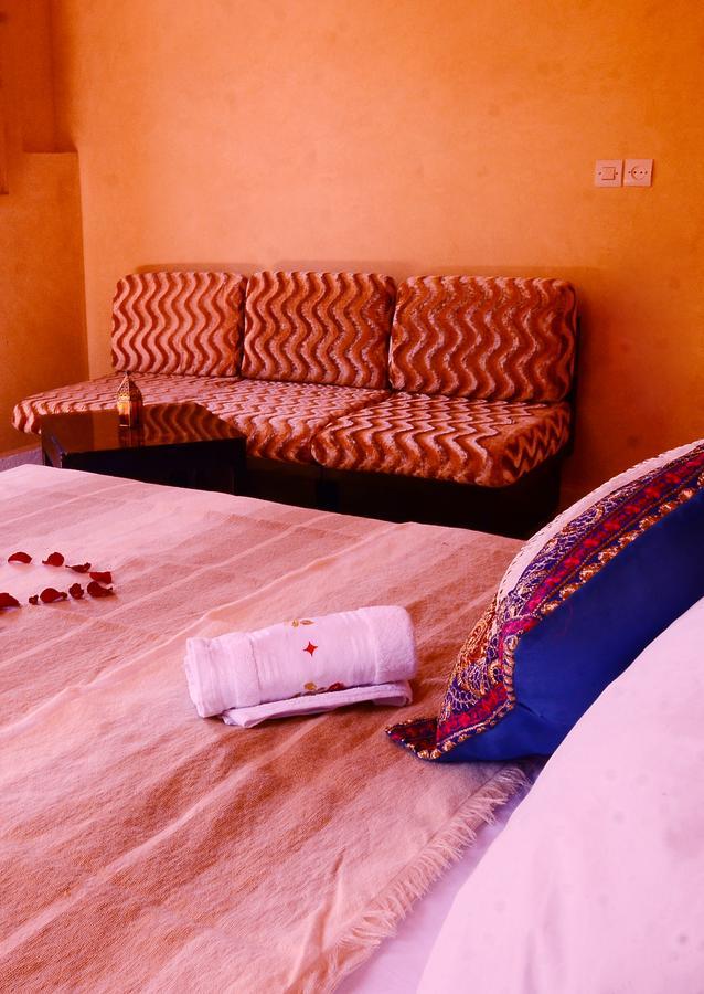 Hotel Latifa House Sbiti Exterior foto
