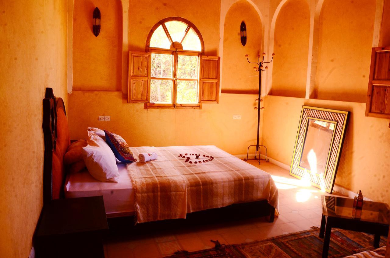 Hotel Latifa House Sbiti Exterior foto
