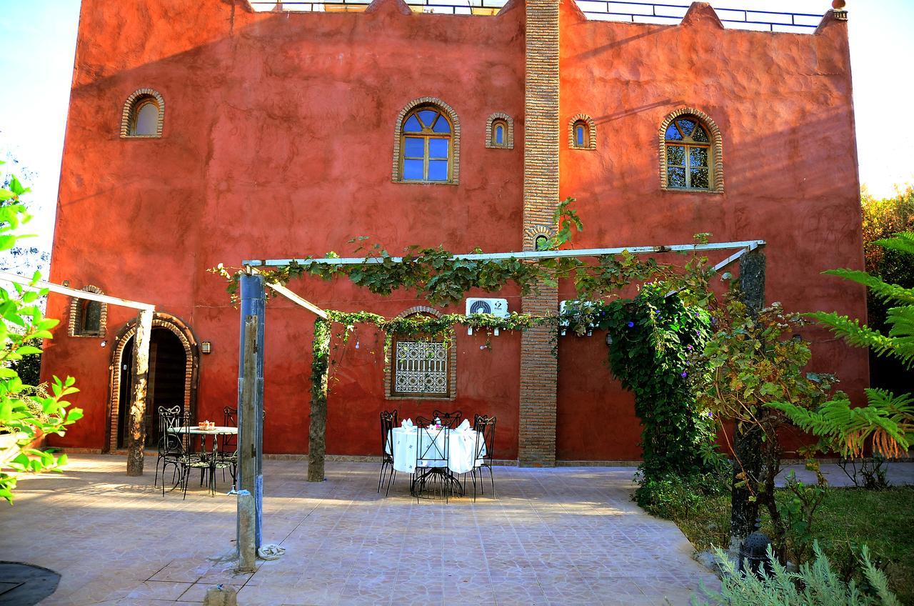 Hotel Latifa House Sbiti Exterior foto